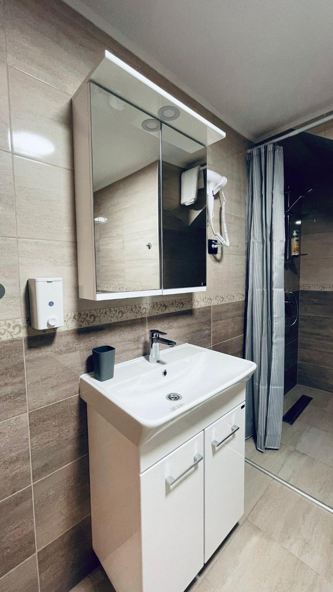 Apartment Kollar D - Prenociste Subotica